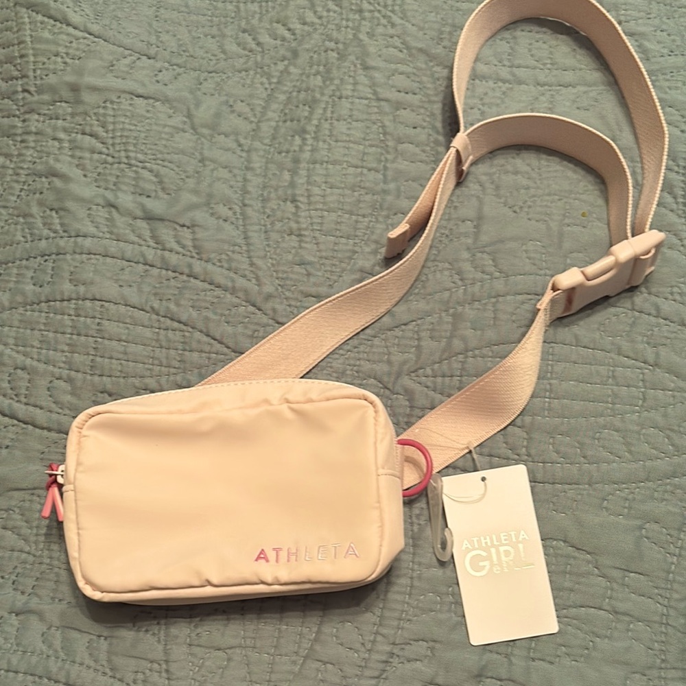 Athleta Cream Crossbody Bag. Girls. NWT